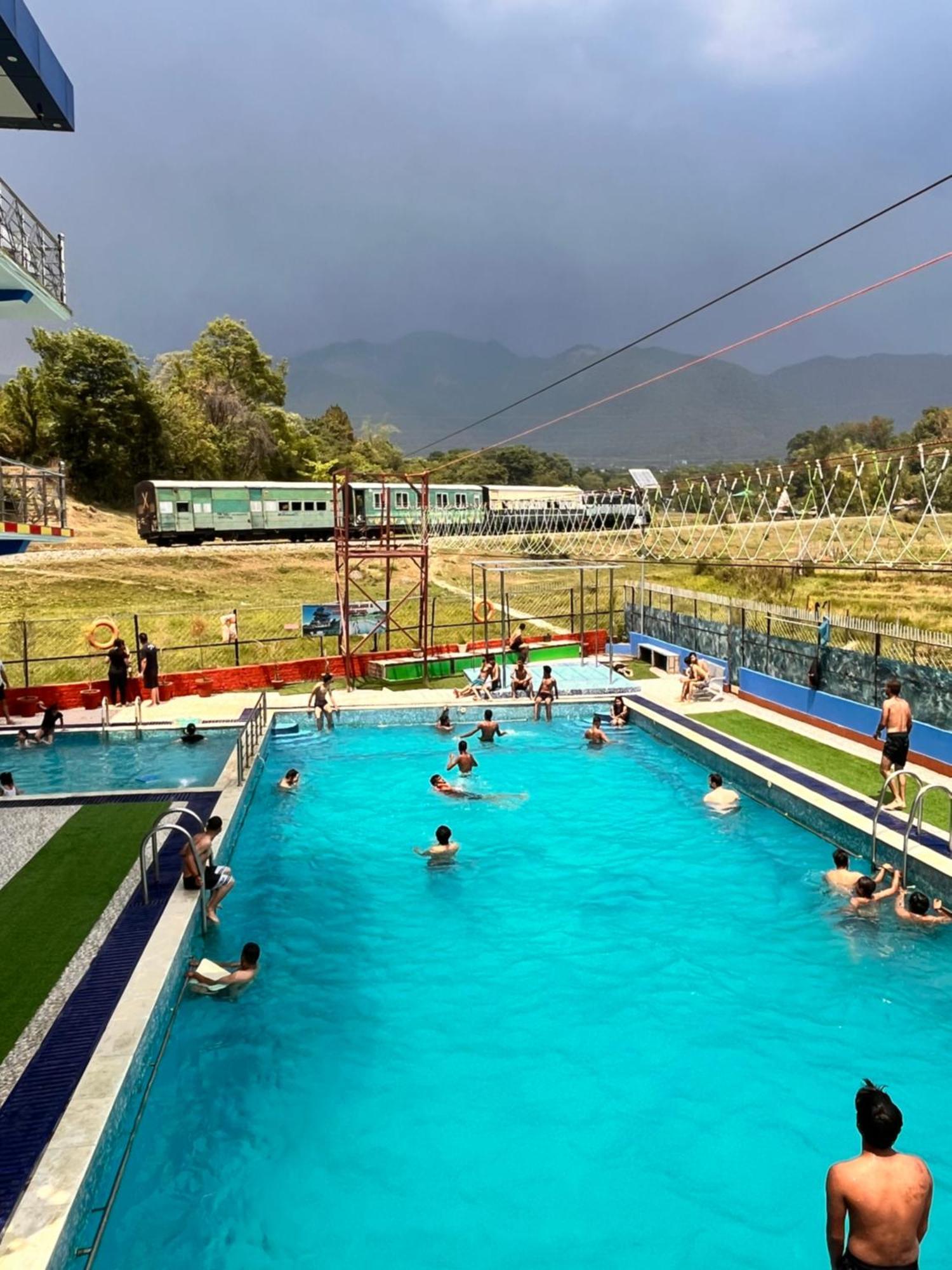 Hotel Waterland Aiju Dış mekan fotoğraf